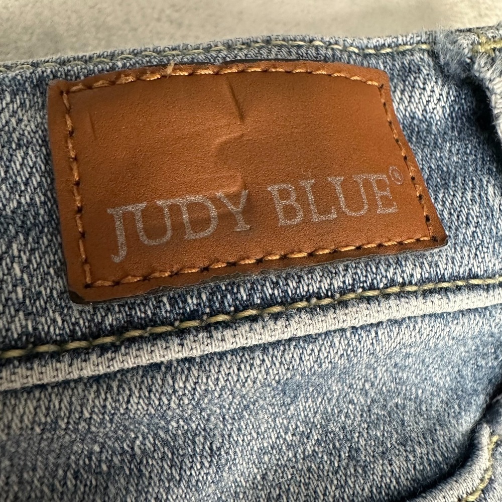 JUDY BLUE Boyfriend Fit Jeans Women's 9/29 Medium Wash Distressed - Picture 9 of 16